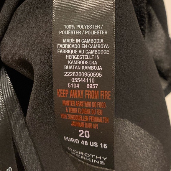 Dorothy Perkins Black Spaghetti Strap Cami Tank - Picture 3 of 4